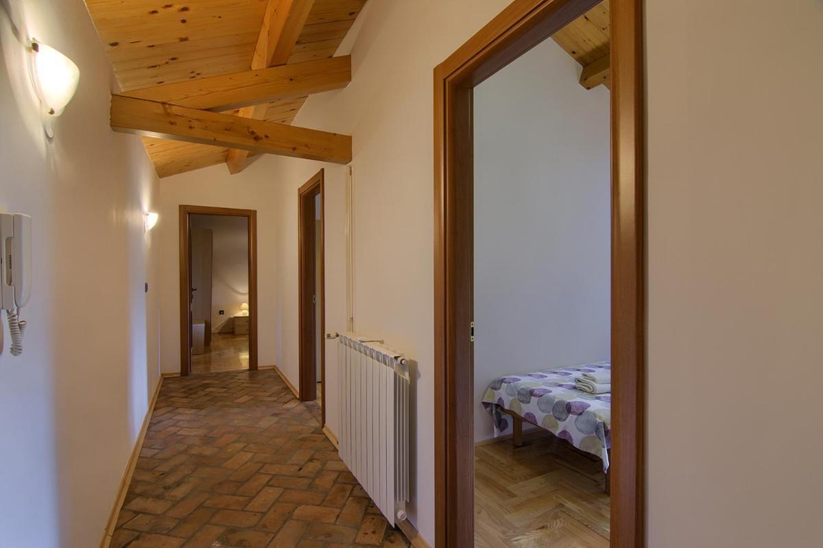 Holiday Home Kukurin Bale Exterior foto
